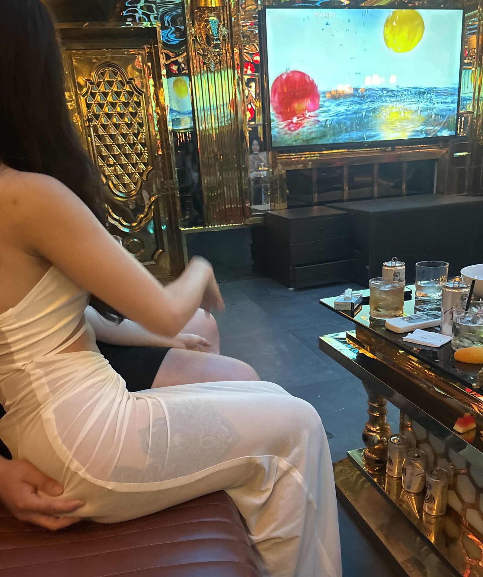 가라오케간거 후회되네요
